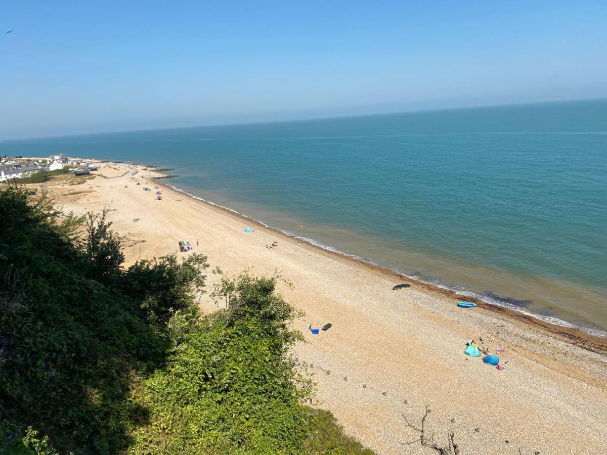 Kingsdown Chalet Дийл Екстериор снимка