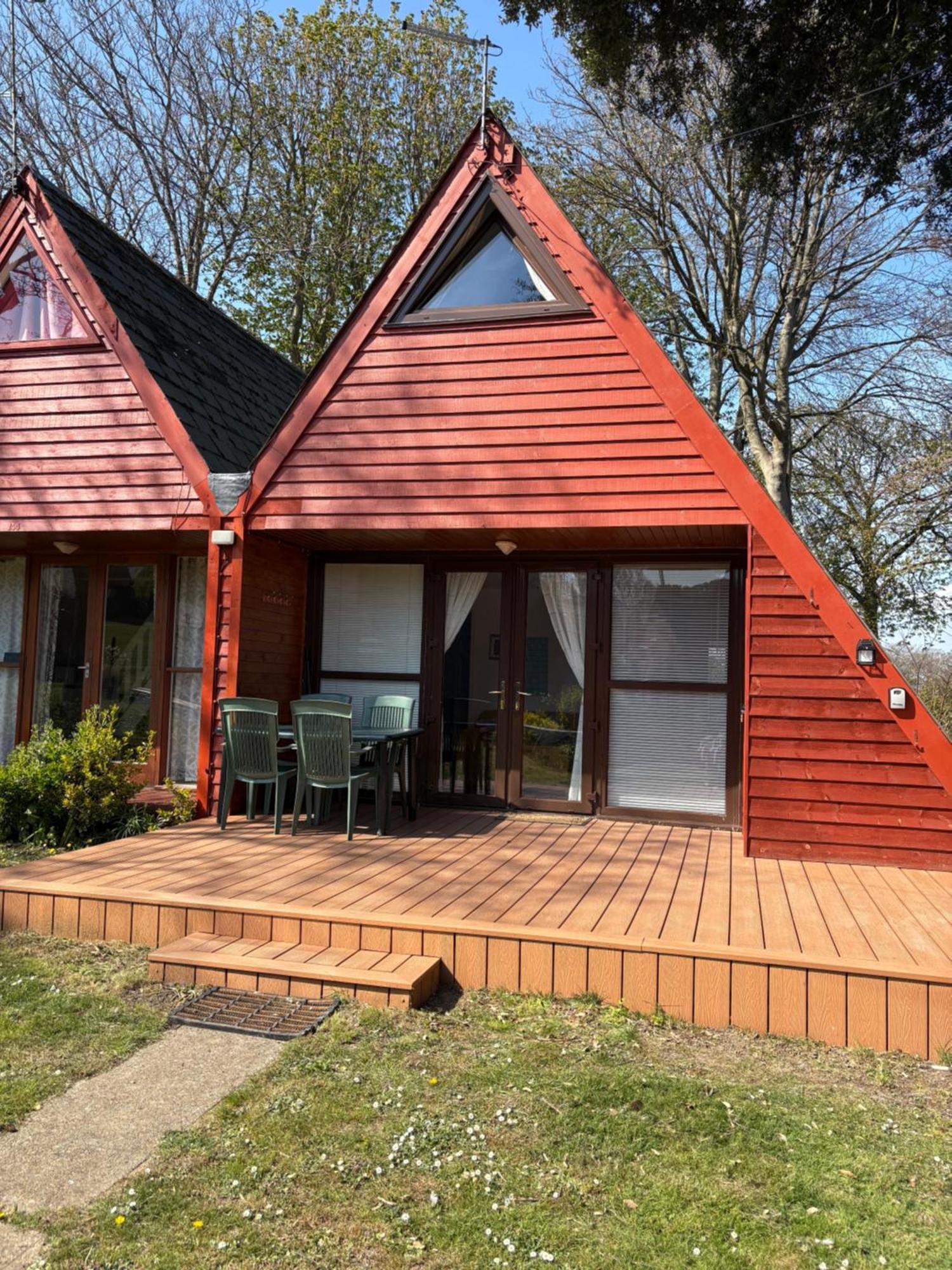 Kingsdown Chalet Дийл Екстериор снимка